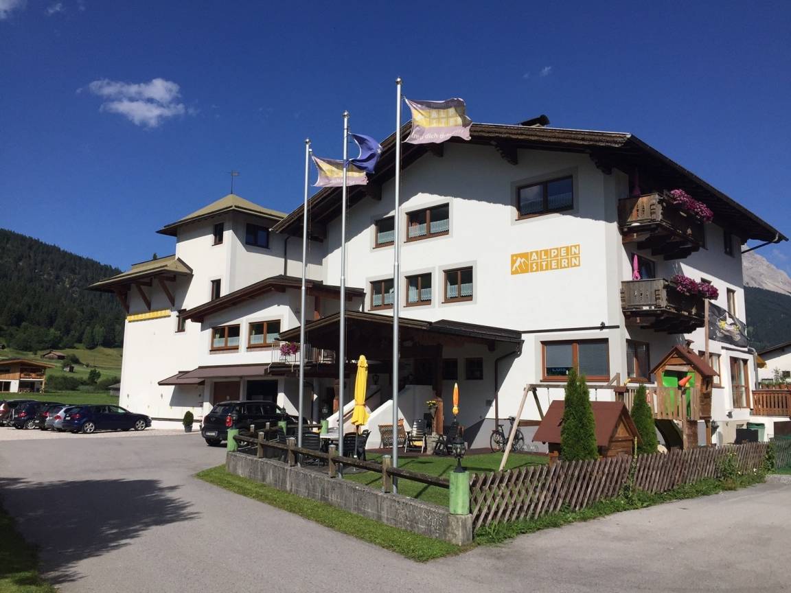 65 m² Ferienwohnung ∙ 2 Schlafzimmer ∙ 5 Gäste – Bild 2
