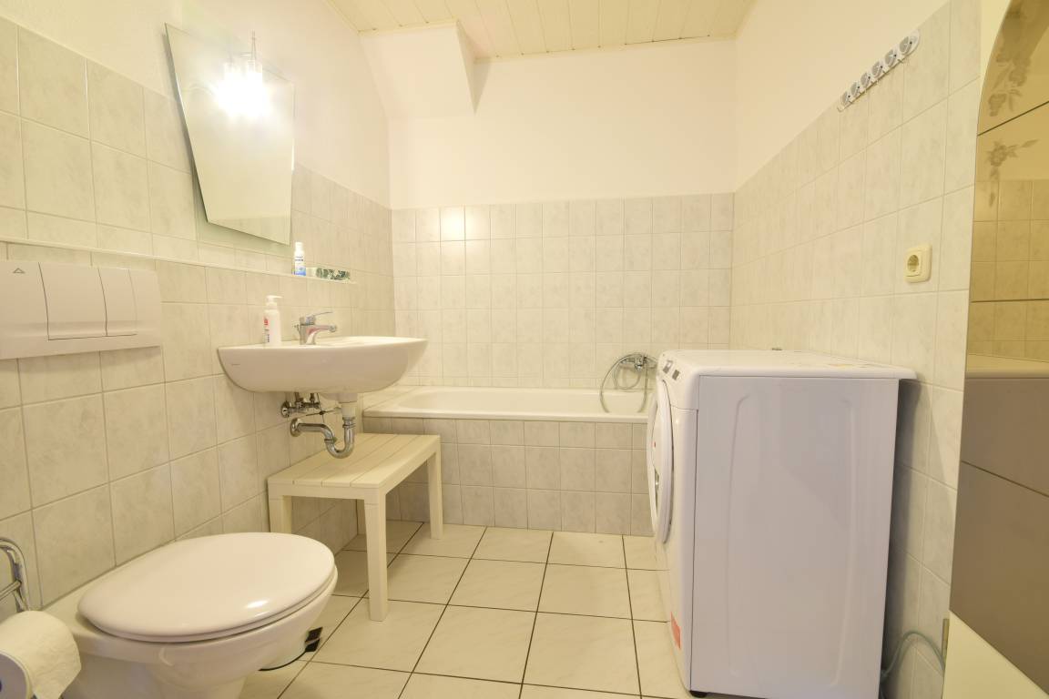 65 m² Ferienwohnung ∙ 1 Schlafzimmer ∙ 3 Gäste – Bild 9