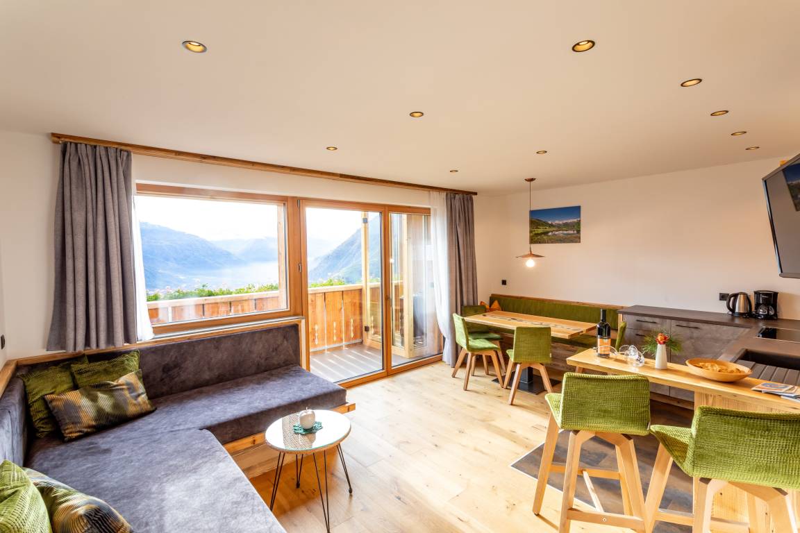 68 M² Ferienwohnung ∙ 2 Schlafzimmer ∙ 6 Gäste - Naturns