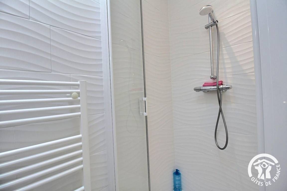 65 m² Gîte ∙ 2 Schlafzimmer ∙ 4 Gäste – Bild 19