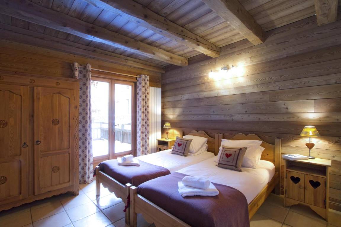 300 m² Chalet ∙ 8 Schlafzimmer ∙ 15 Gäste – Bild 18