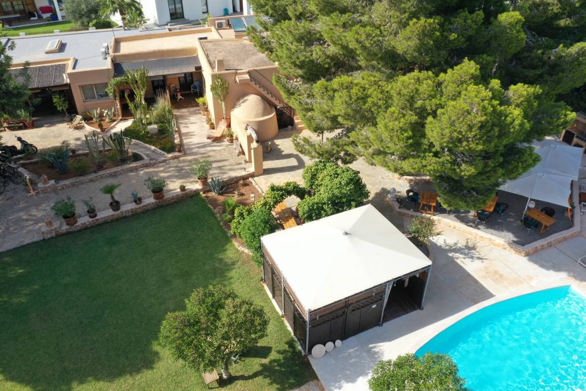 350 M² Casa De Campo ∙ 6 Habitaciones ∙ 12 Huéspedes - Islas de Ibiza