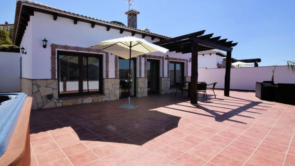 85 M² Maison De Vacances ∙ 2 Chambres ∙ 4 Personnes - Torre del Mar