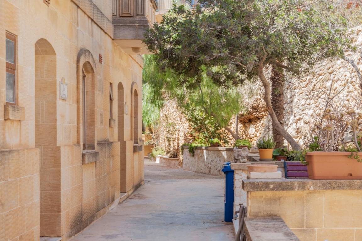 190 M² Villa ∙ 4 Bedrooms ∙ 8 Guests - Malta