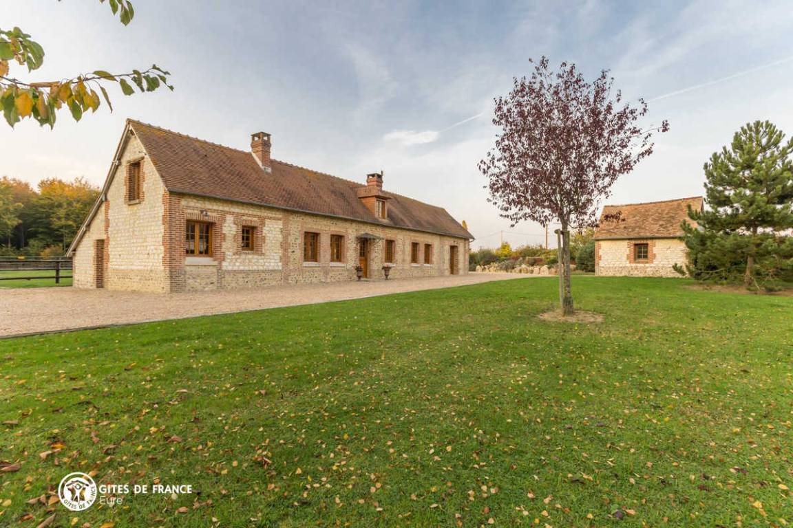 130 M² Gîte ∙ 4 Chambres ∙ 8 Personnes - Normandie