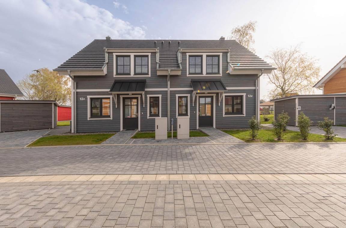 100 M² Ferienhaus ∙ 2 Schlafzimmer ∙ 7 Gäste - Barth