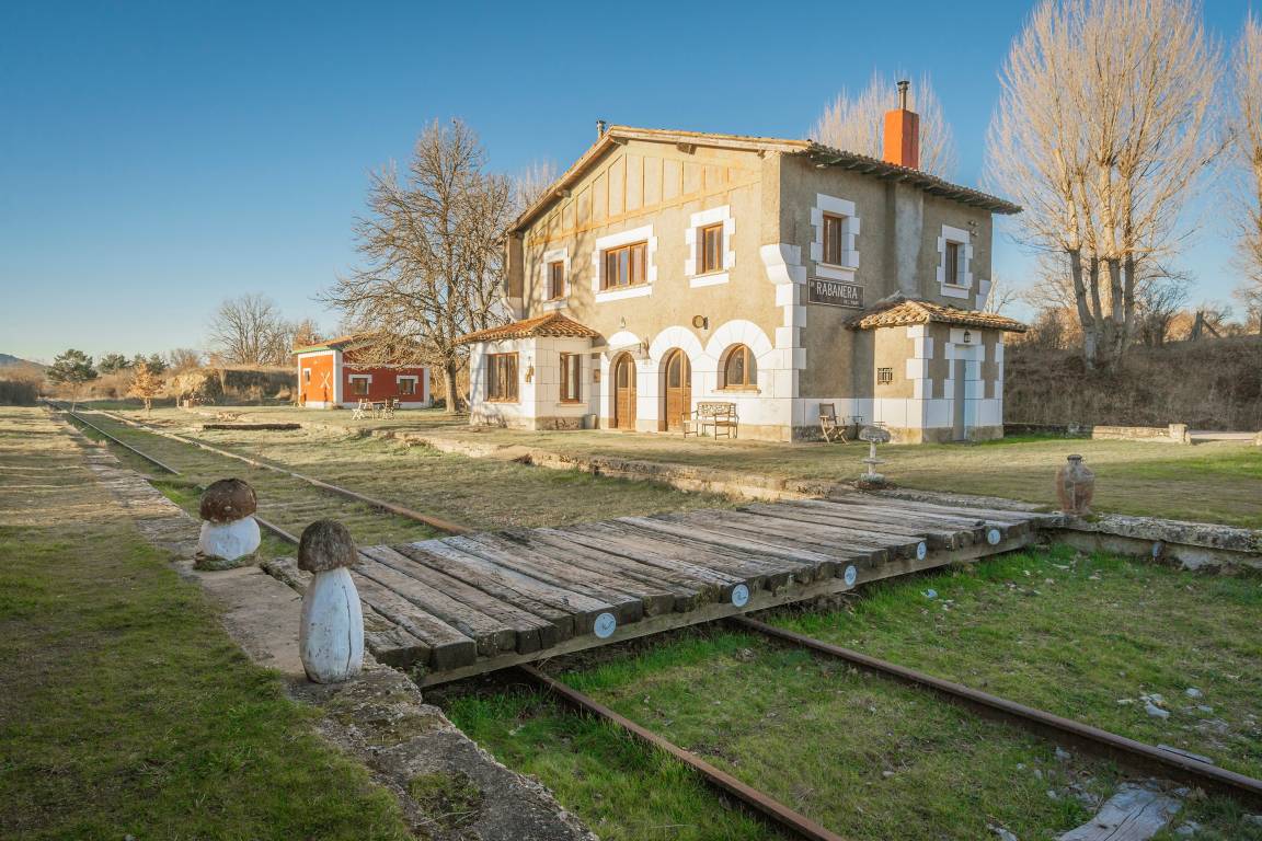 190 M² Talo ∙ 5 Makuuhuonetta ∙ 10 Vierasta - San Leonardo de Yagüe