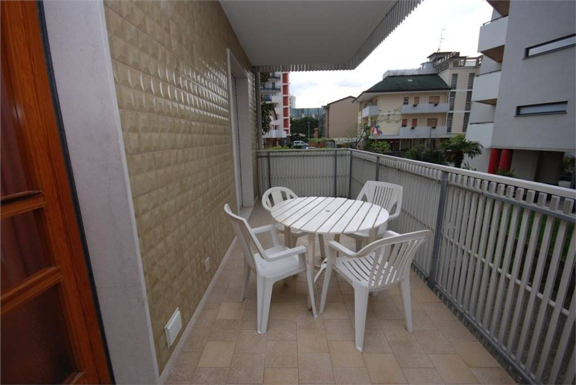 55 M² Apartment ∙ 3 Bedrooms ∙ 6 Guests - Lignano Sabbiadoro