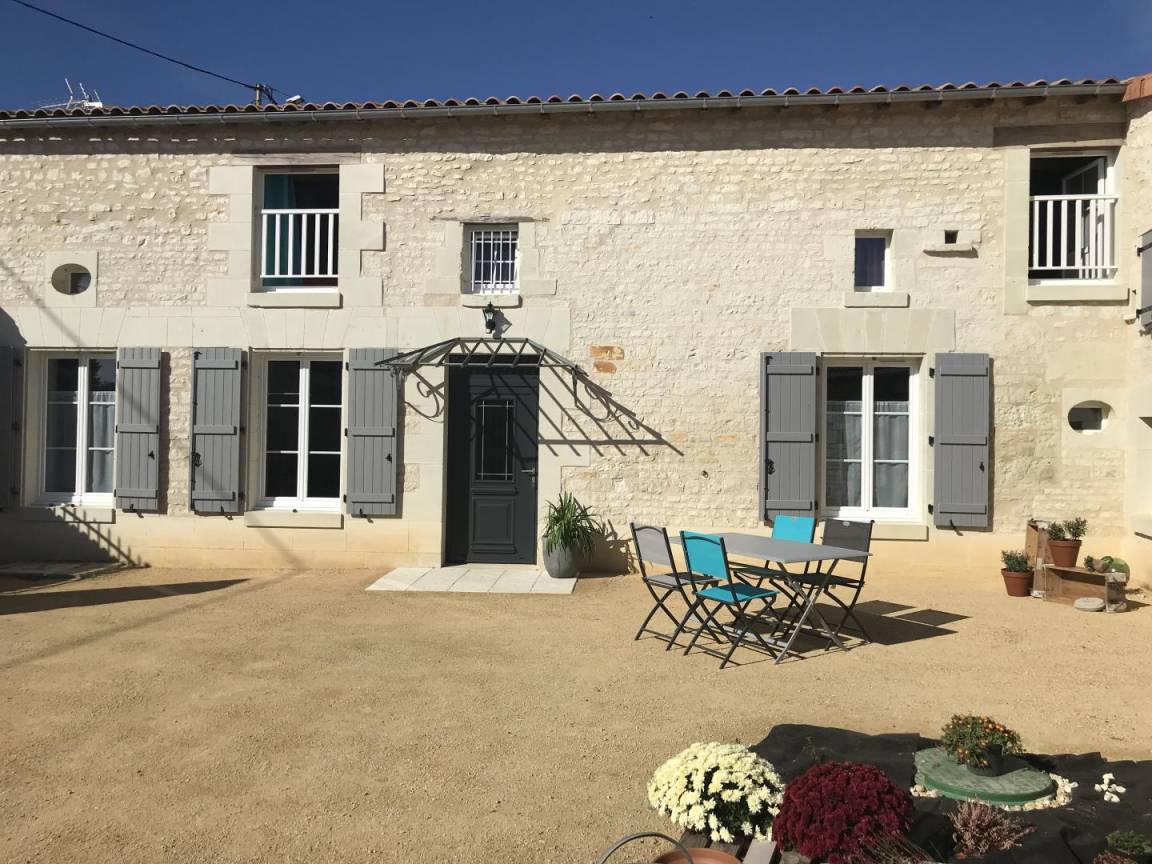175 m&sup2; G&icirc;te 3 Schlafzimmer 9 G&auml;ste