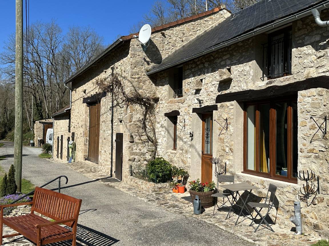 75 M² Cottage ∙ 2 Bedrooms ∙ 3 Guests - Loire Valley