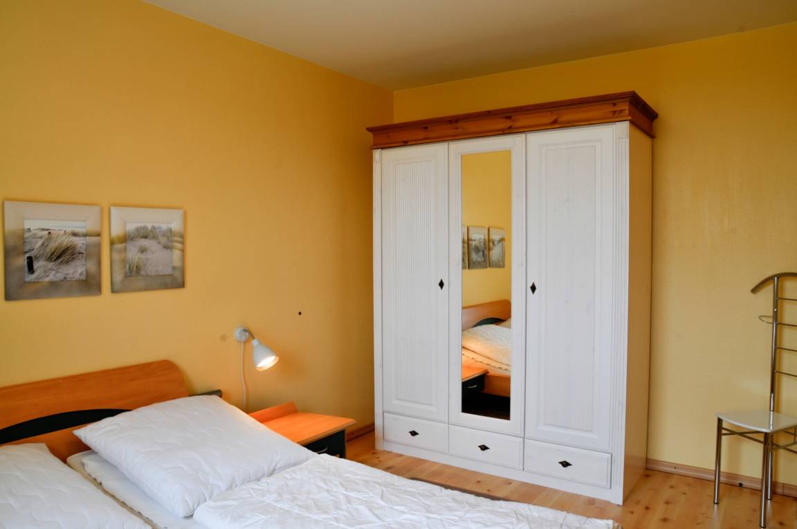 65 m² Ferienwohnung ∙ 2 Schlafzimmer ∙ 4 Gäste – Bild 4