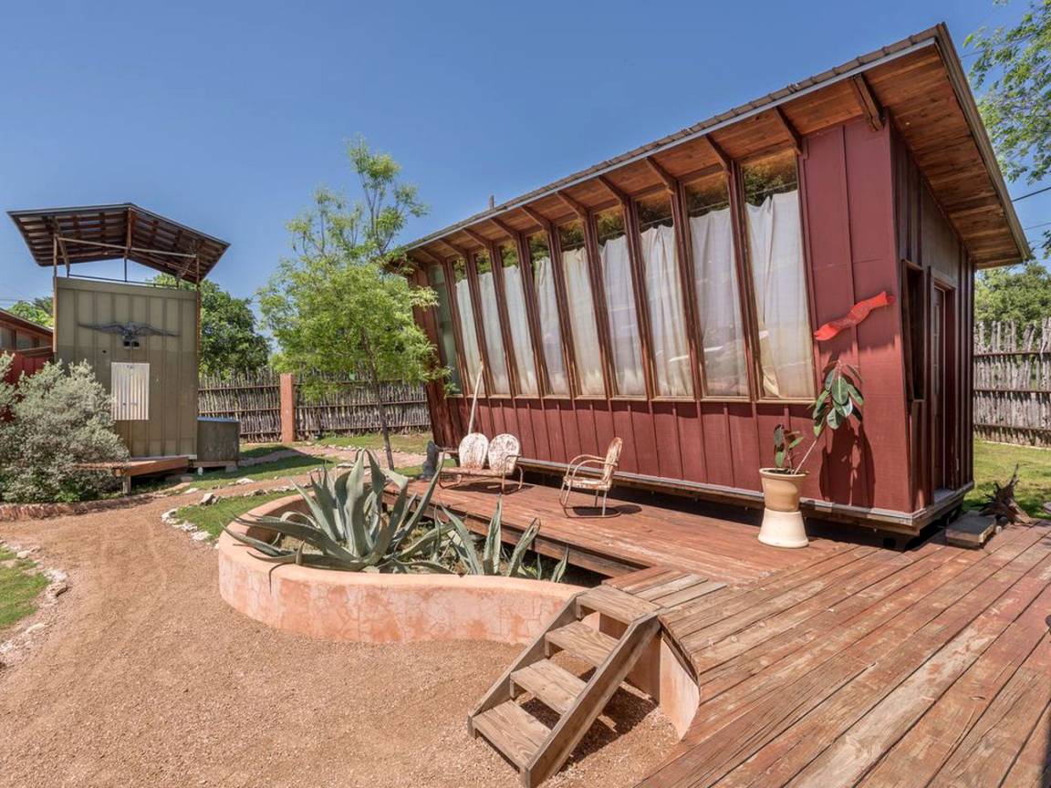 House ∙ 1 Bedroom ∙ 4 Guests - Spicewood, TX