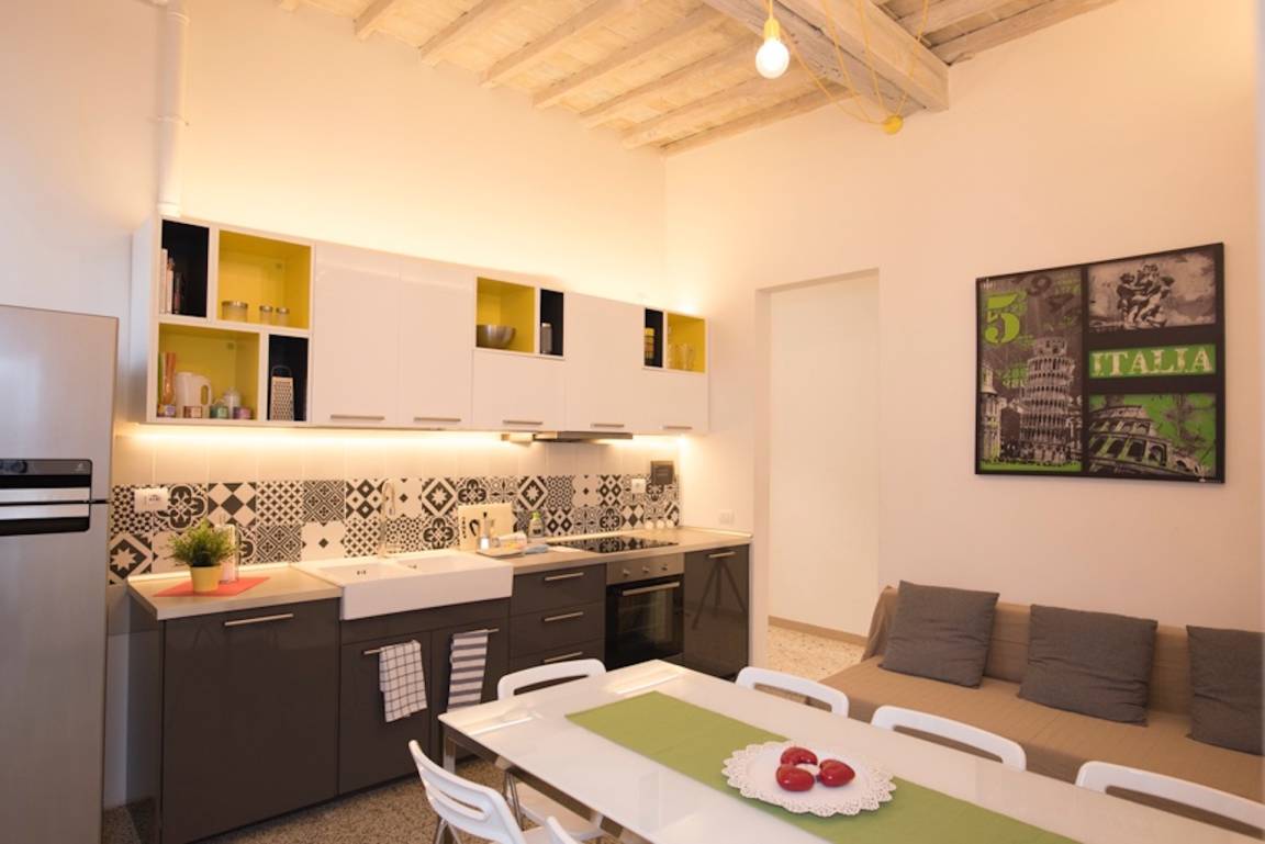 100 M² Ferienwohnung ∙ 4 Schlafzimmer ∙ 6 Gäste - Florenz