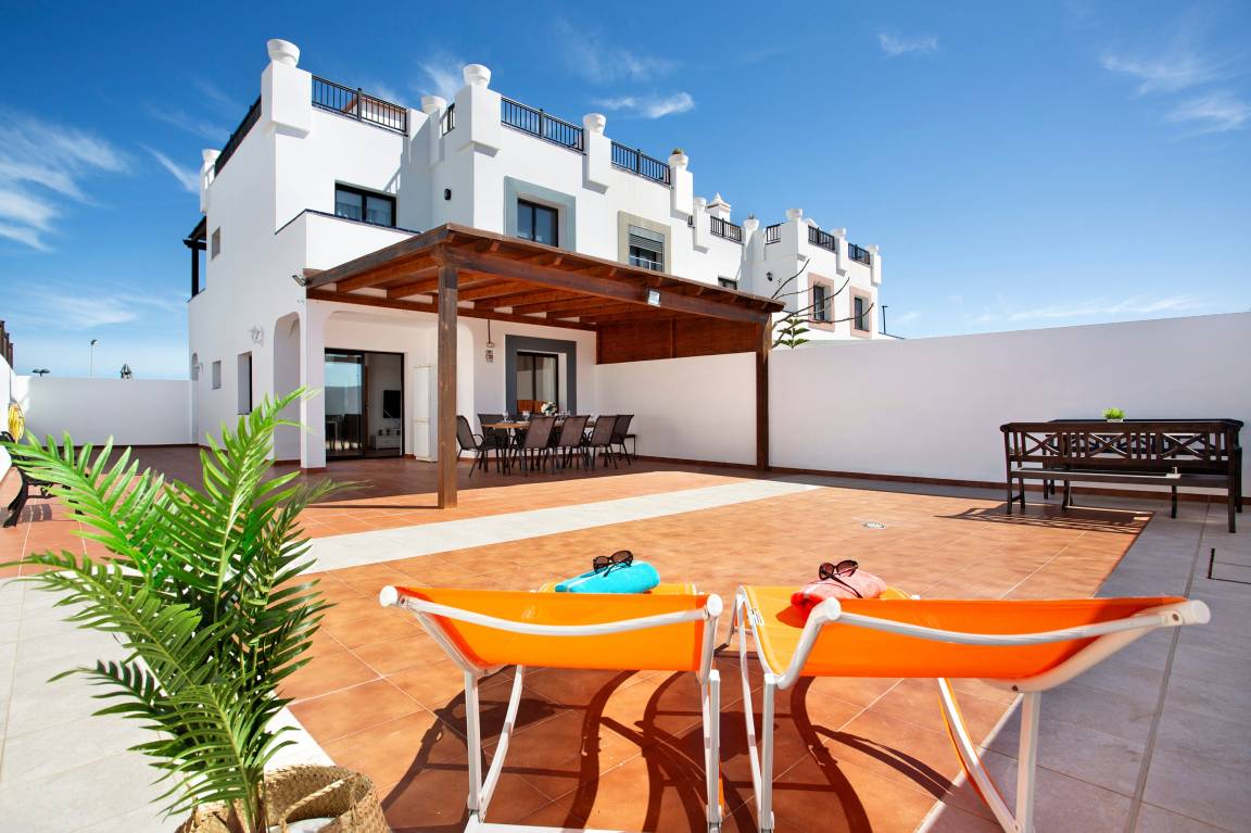 100 M² House ∙ 3 Bedrooms ∙ 6 Guests - Corralejo