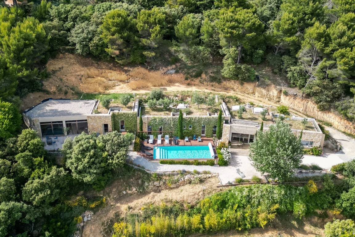 265 M² Villa ∙ 4 Habitaciones ∙ 10 Huéspedes - Séguret
