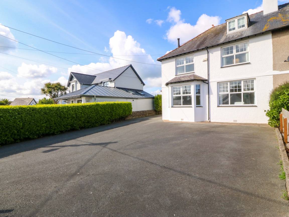 Cottage ∙ 5 Bedrooms ∙ 10 Guests - Nefyn