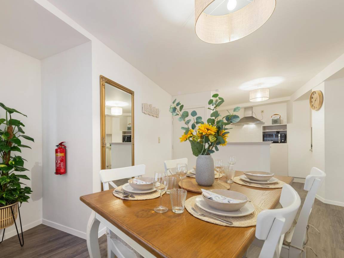 55 m² Ferienwohnung ∙ 1 Schlafzimmer ∙ 4 Gäste – Bild 14