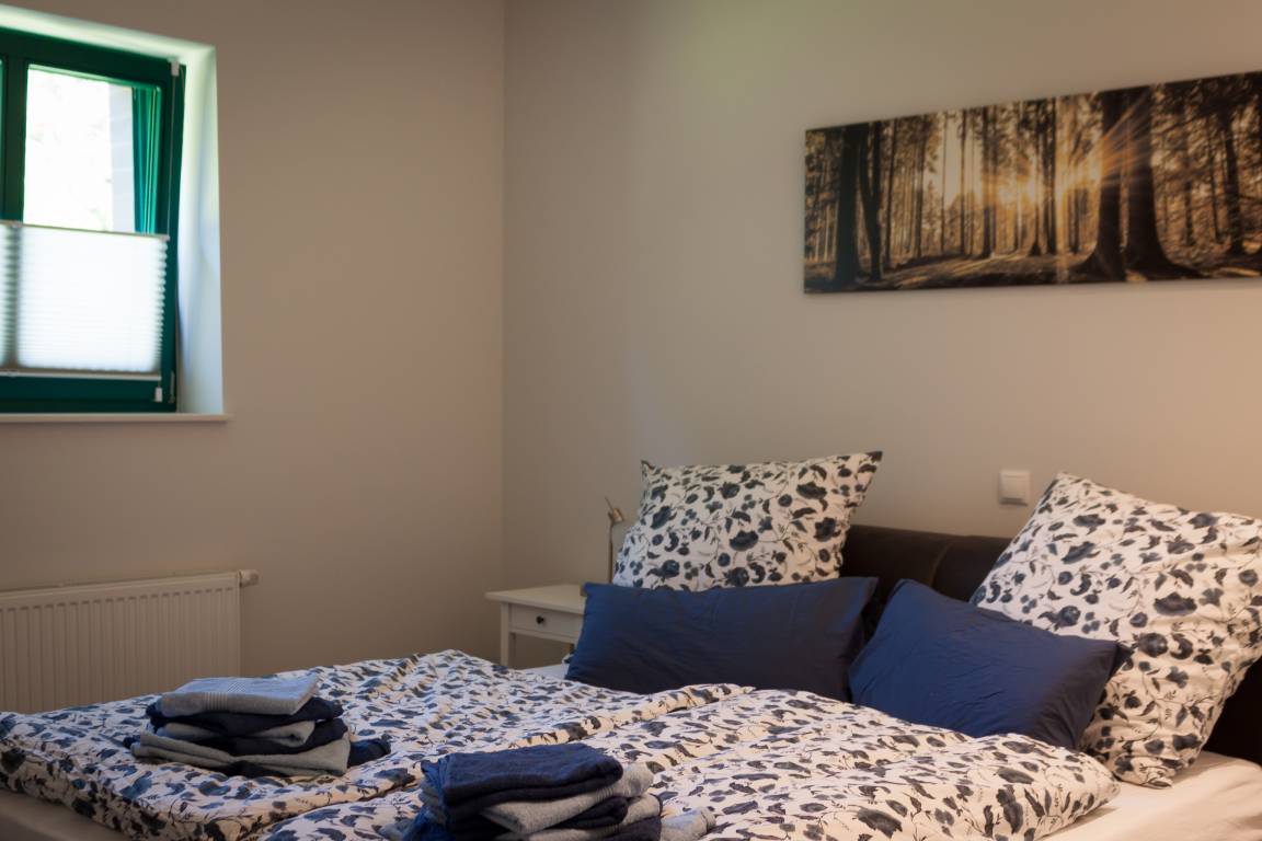 65 m² Ferienwohnung ∙ 2 Schlafzimmer ∙ 4 Gäste – Bild 3