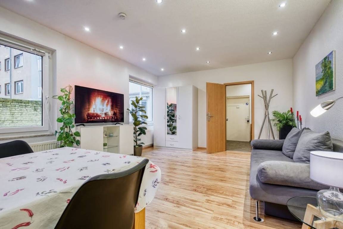 40 M² Huis ∙ 1 Slaapkamer ∙ 2 Gasten - Ratingen