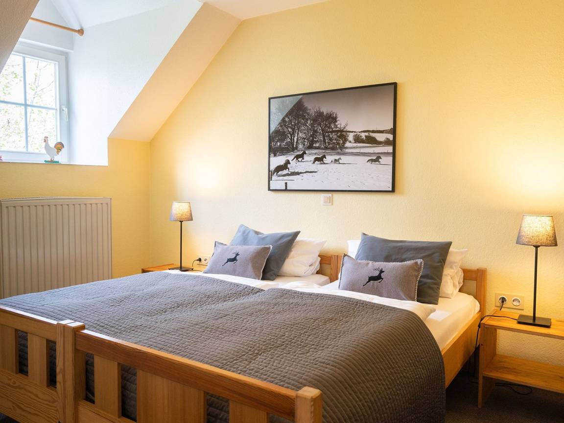 70 M² Appartement ∙ 1 Slaapkamer ∙ 4 Gasten - Brilon