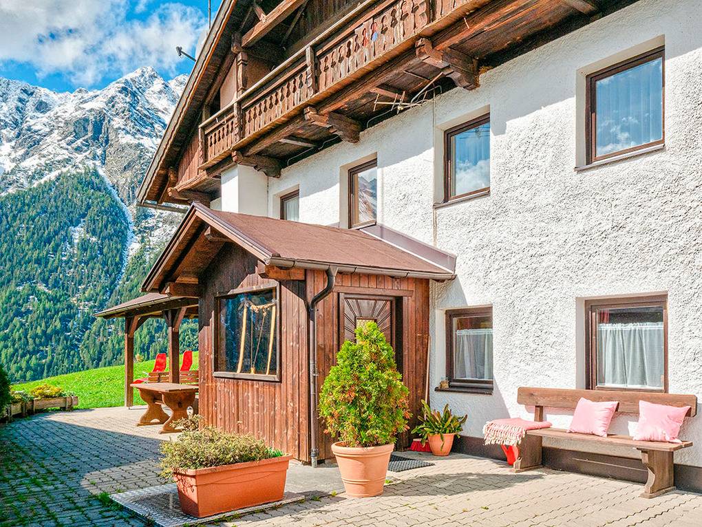 280 m² Ferienhaus ∙ 9 Schlafzimmer ∙ 25 Gäste – Bild 16
