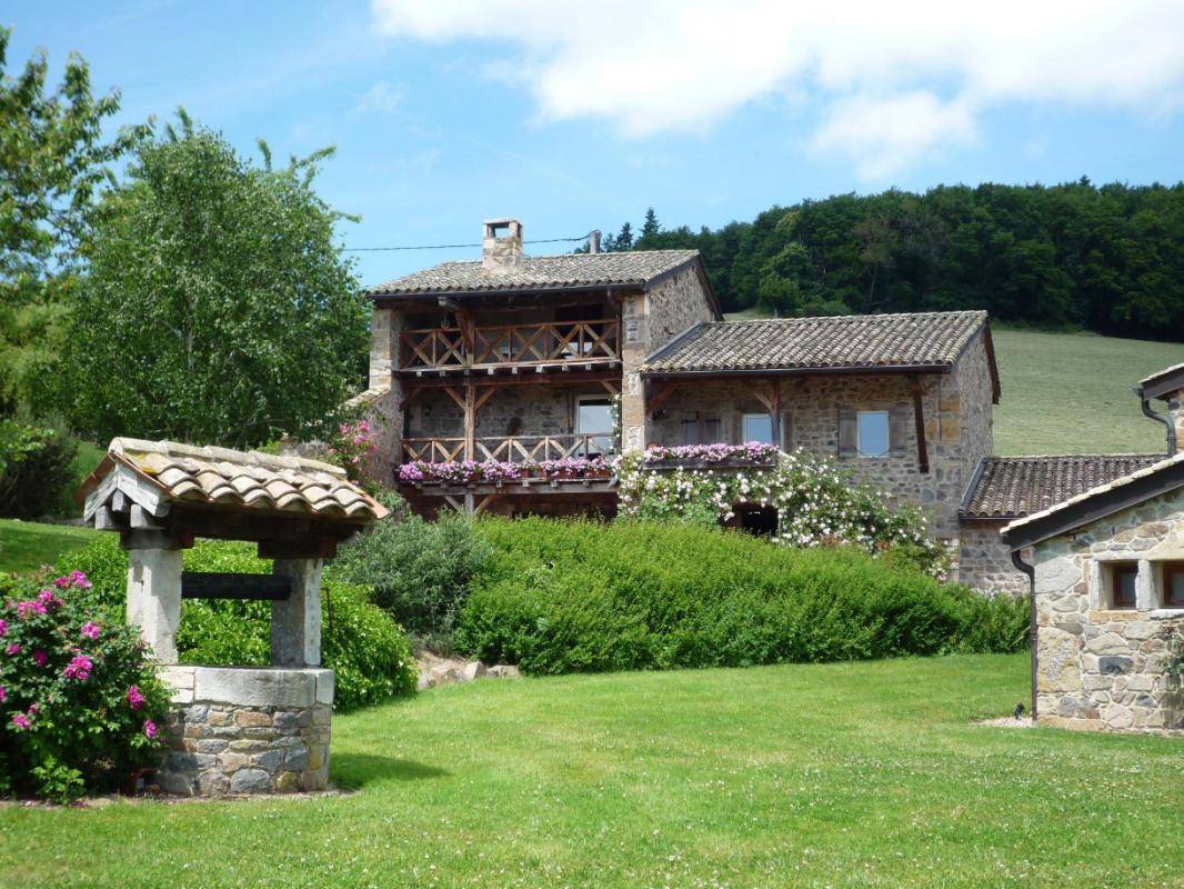 84 m&sup2; G&icirc;te 3 Schlafzimmer 6 G&auml;ste