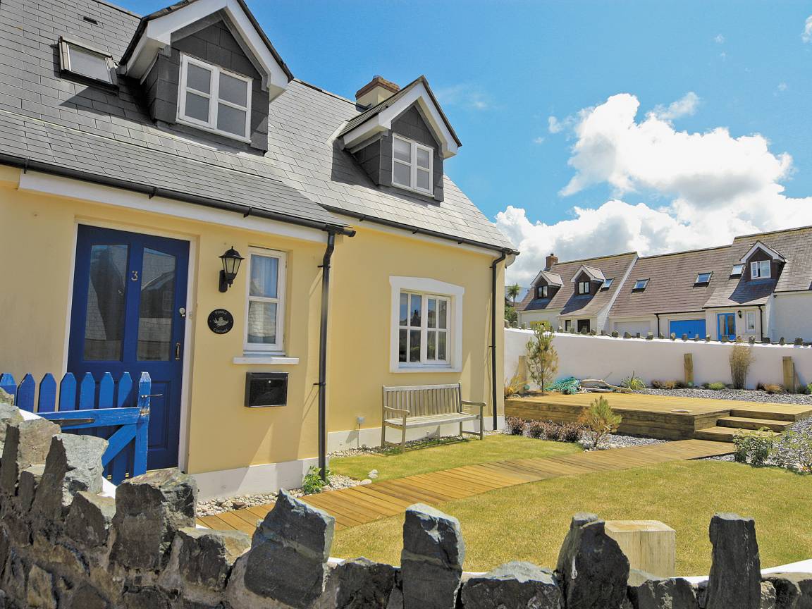 Cottage ∙ 4 Bedrooms ∙ 7 Guests - Little Haven