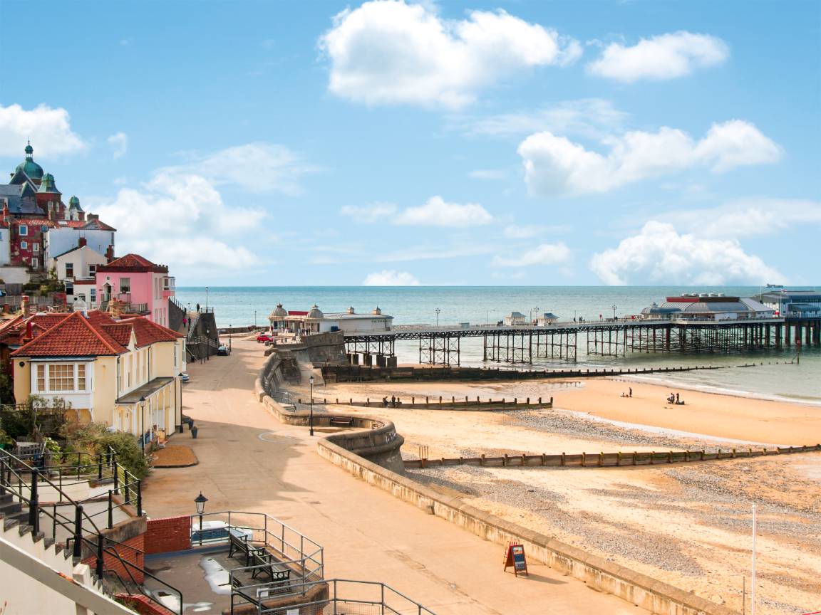 Cottage ∙ 4 Bedrooms ∙ 10 Guests - Cromer