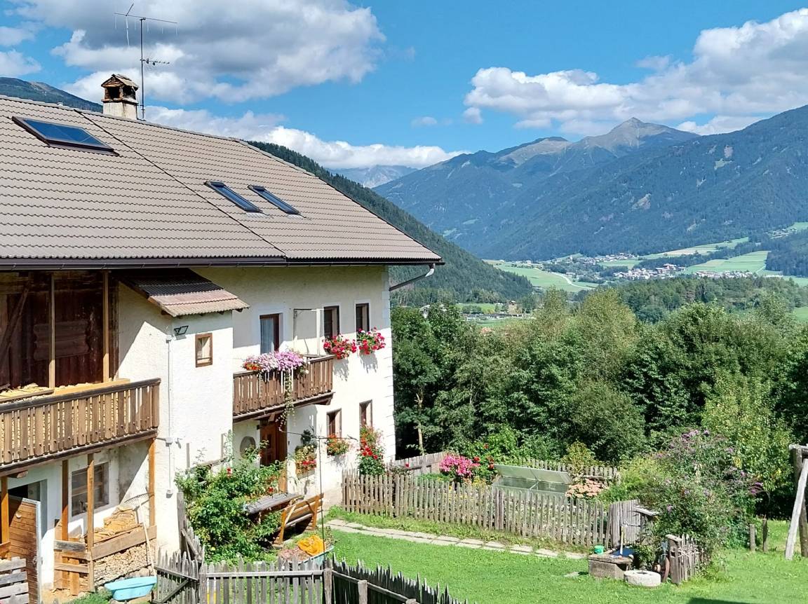 72 M² Ferienhaus ∙ 3 Schlafzimmer ∙ 5 Gäste - Olang
