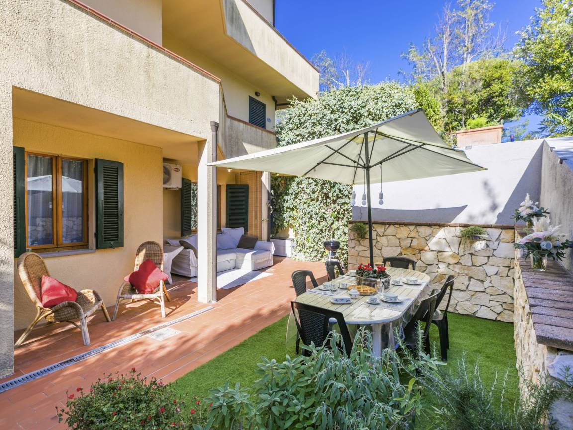 60 M² Huoneisto ∙ 1 Makuuhuone ∙ 4 Vierasta - Bibbona