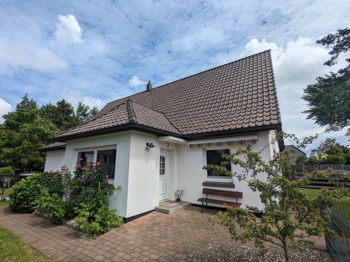90 M² Ferienhaus ∙ 3 Schlafzimmer ∙ 6 Gäste - Wieck a. Darß