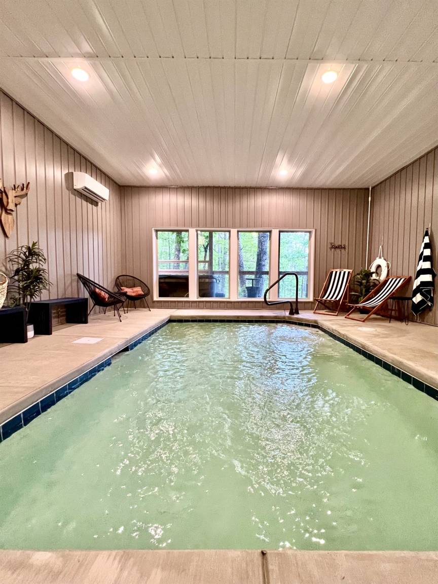 318 M² Cabin ∙ 4 Bedrooms ∙ 12 Guests - Pigeon Forge, TN