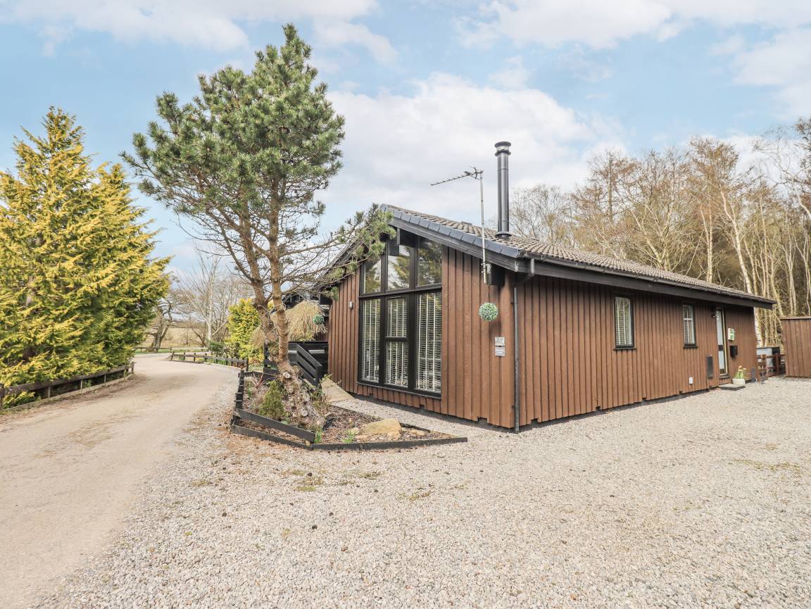 Cottage ∙ 3 Bedrooms ∙ 6 Guests - Greystoke Castle