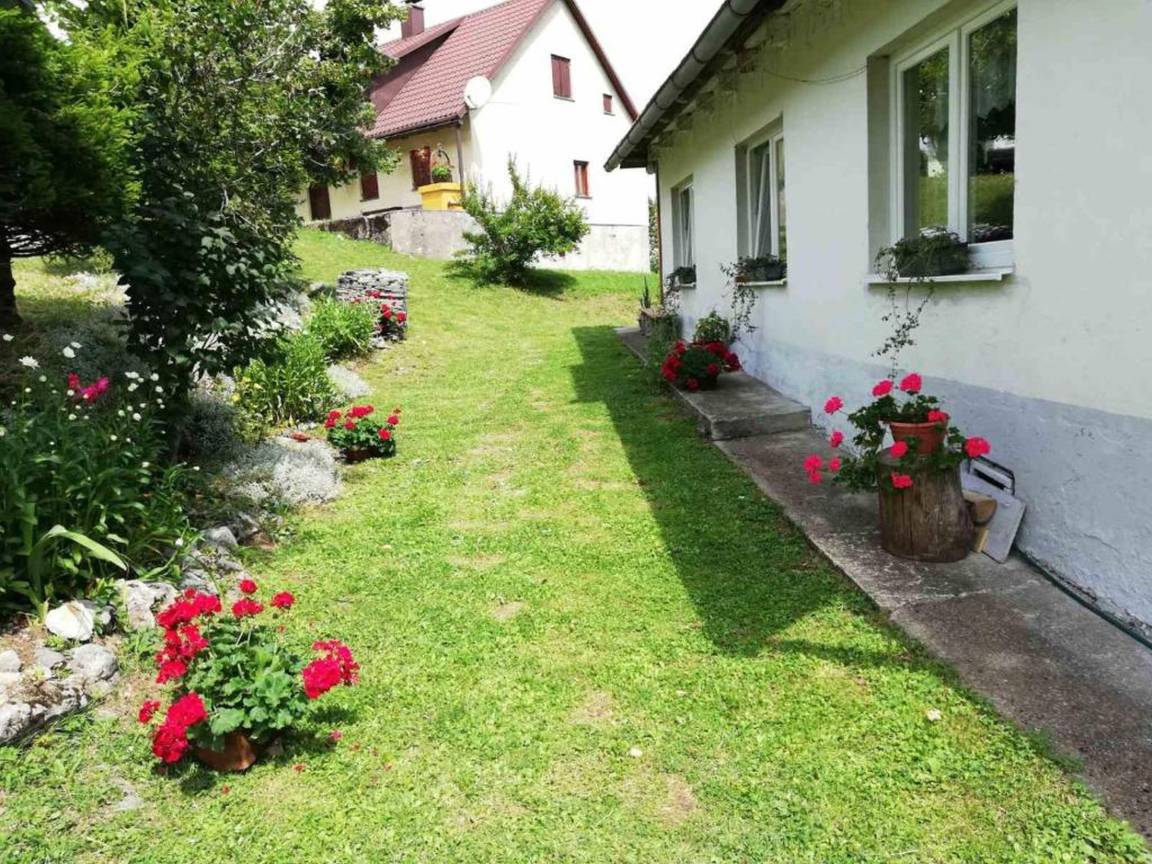 55 M² House ∙ 1 Bedroom ∙ 5 Guests - Delnice