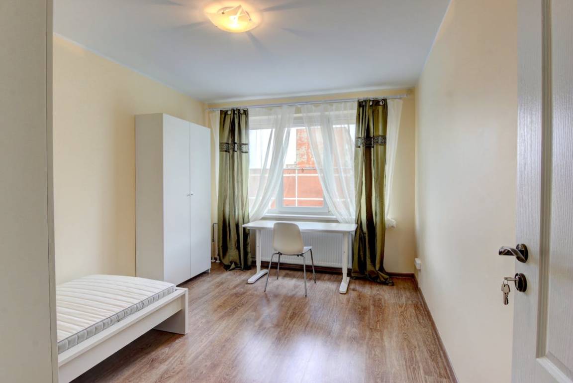 77 M² Private Room ∙ 1 Bedroom ∙ 1 Guest - Vilnius