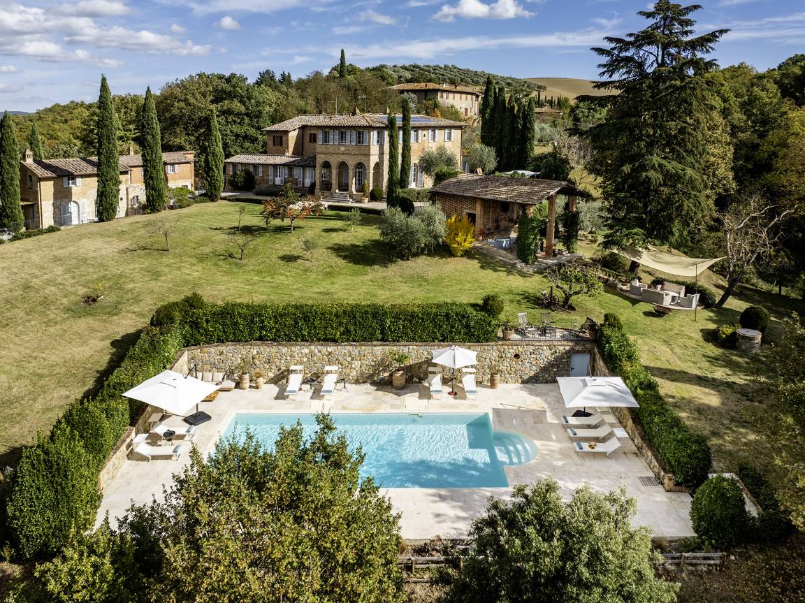 310 M² Villa ∙ 8 Bedrooms ∙ 14 Guests - Montalcino