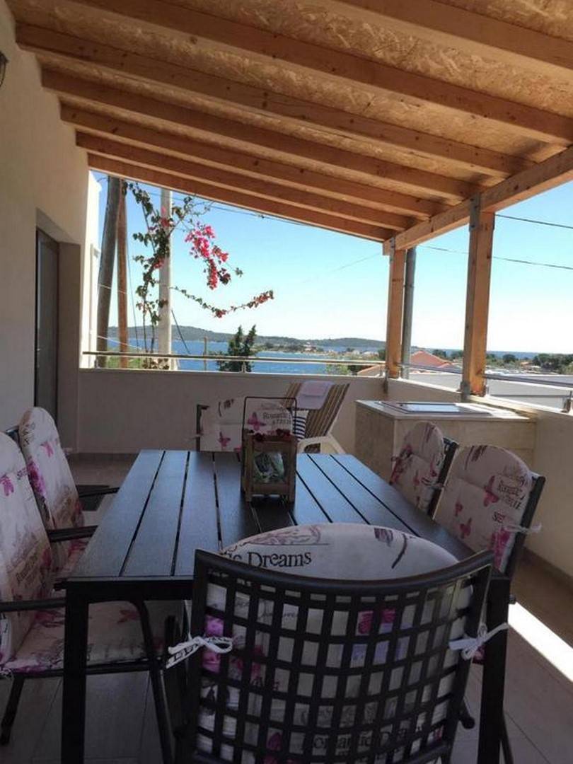 60 M² Ferienhaus ∙ 2 Schlafzimmer ∙ 5 Gäste - Sevid