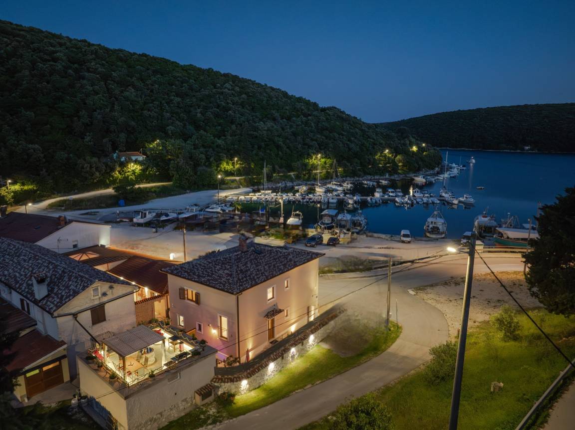 200 M² Villa Vacanza ∙ 3 Camere Da Letto ∙ 7 Ospiti - Rakalj