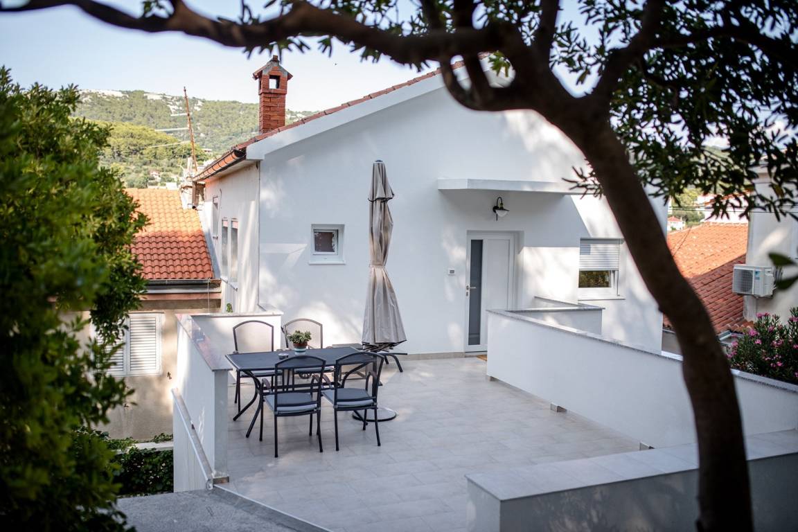 50 M² Apartamento ∙ 2 Habitaciones ∙ 4 Huéspedes - Rab