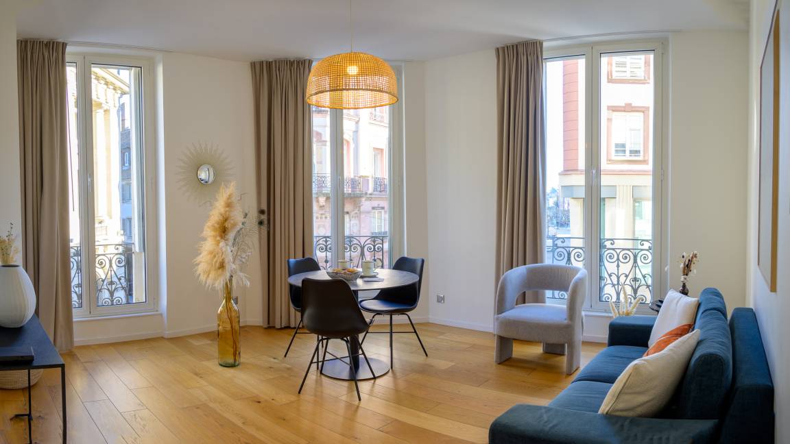 42 M² Apartamento ∙ 1 Habitación ∙ 2 Huéspedes - Estrasburgo