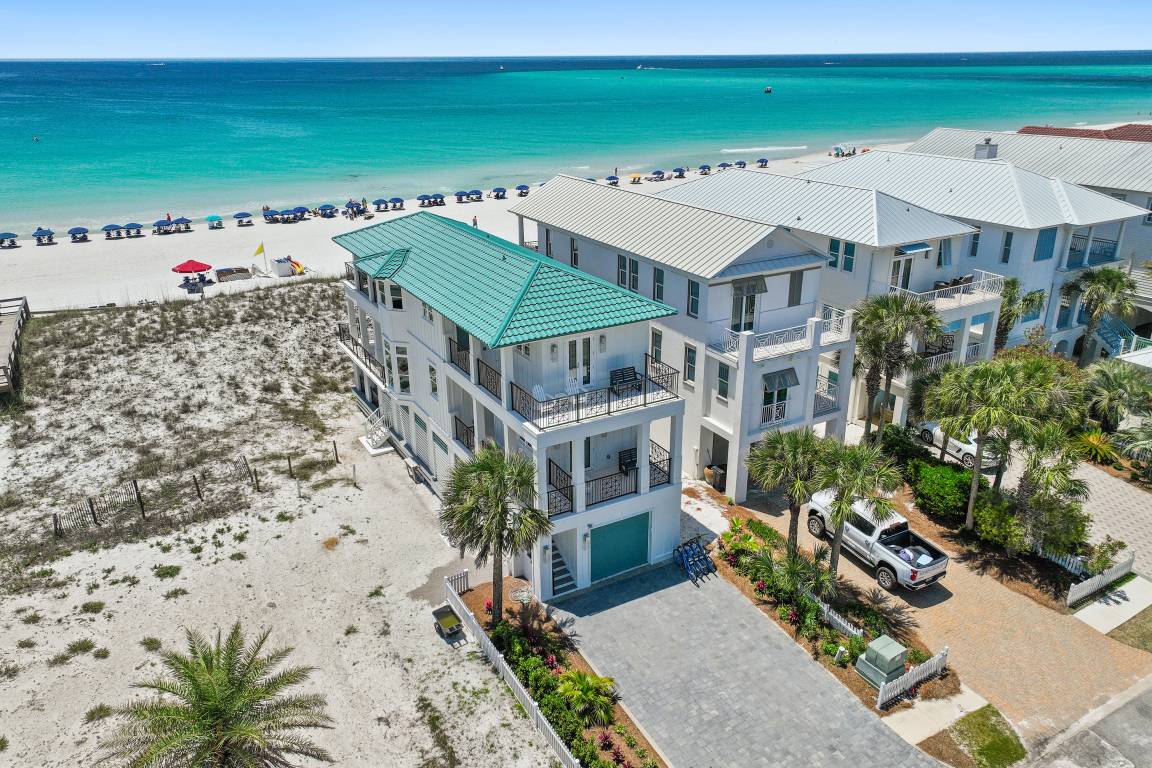 House ∙ 5 Bedrooms ∙ 14 Guests - Destin, FL