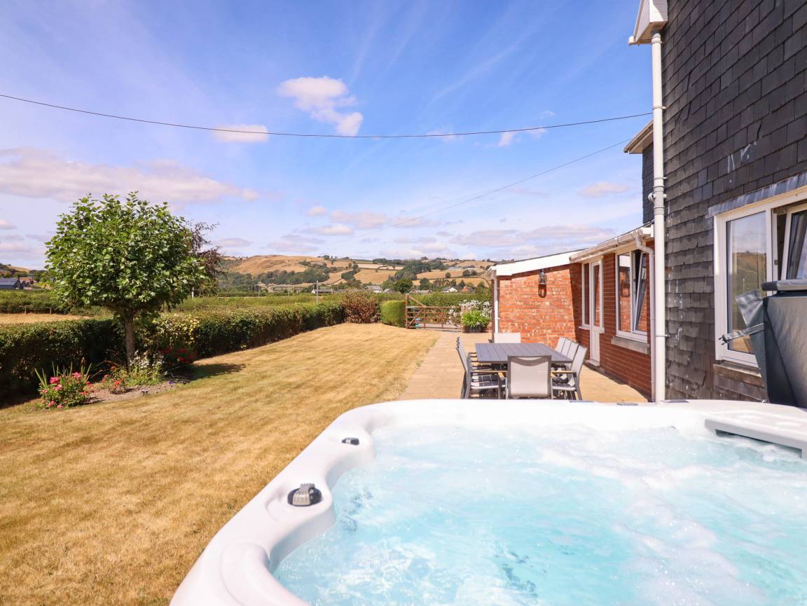 Cottage ∙ 5 Bedrooms ∙ 10 Guests - Kerry
