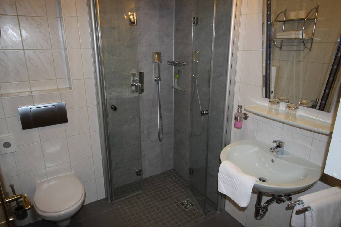 40 M² Ferienwohnung ∙ 1 Schlafzimmer ∙ 2 Gäste - Volkach