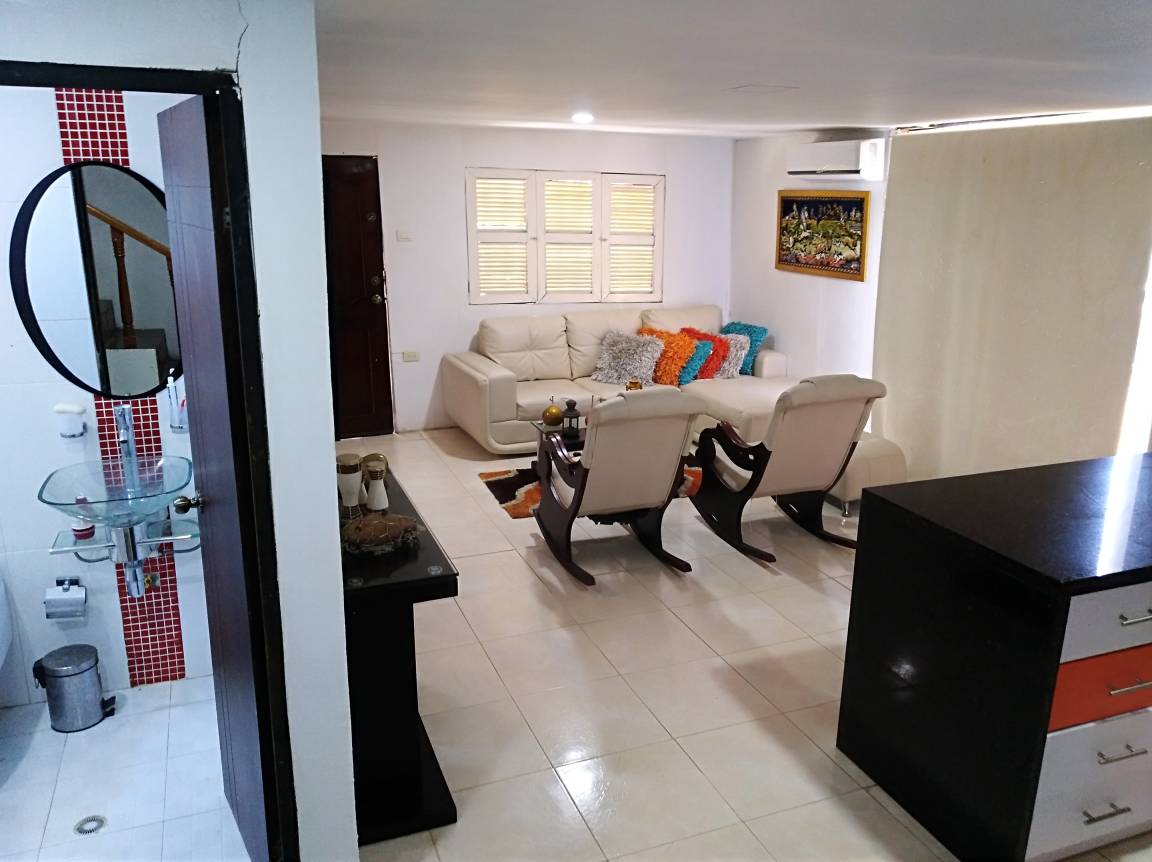 210 M² House ∙ 2 Bedrooms ∙ 10 Guests - Caribbean
