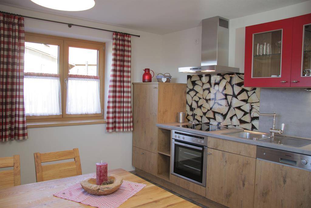 46 M² Ferienwohnung ∙ 1 Schlafzimmer ∙ 2 Gäste - Rettenberg