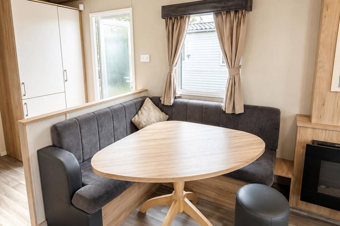 85 M² Majoitus ∙ 3 Makuuhuonetta ∙ 6 Vierasta - Essex