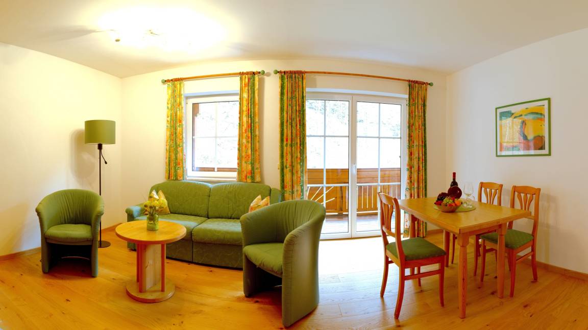 75 m² Ferienwohnung ∙ 2 Schlafzimmer ∙ 6 Gäste – Bild 9