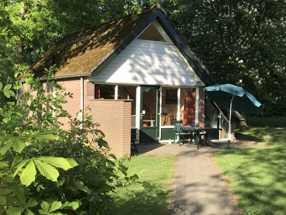 70 M² Huis ∙ 1 Slaapkamer ∙ 4 Gasten - Heerlen