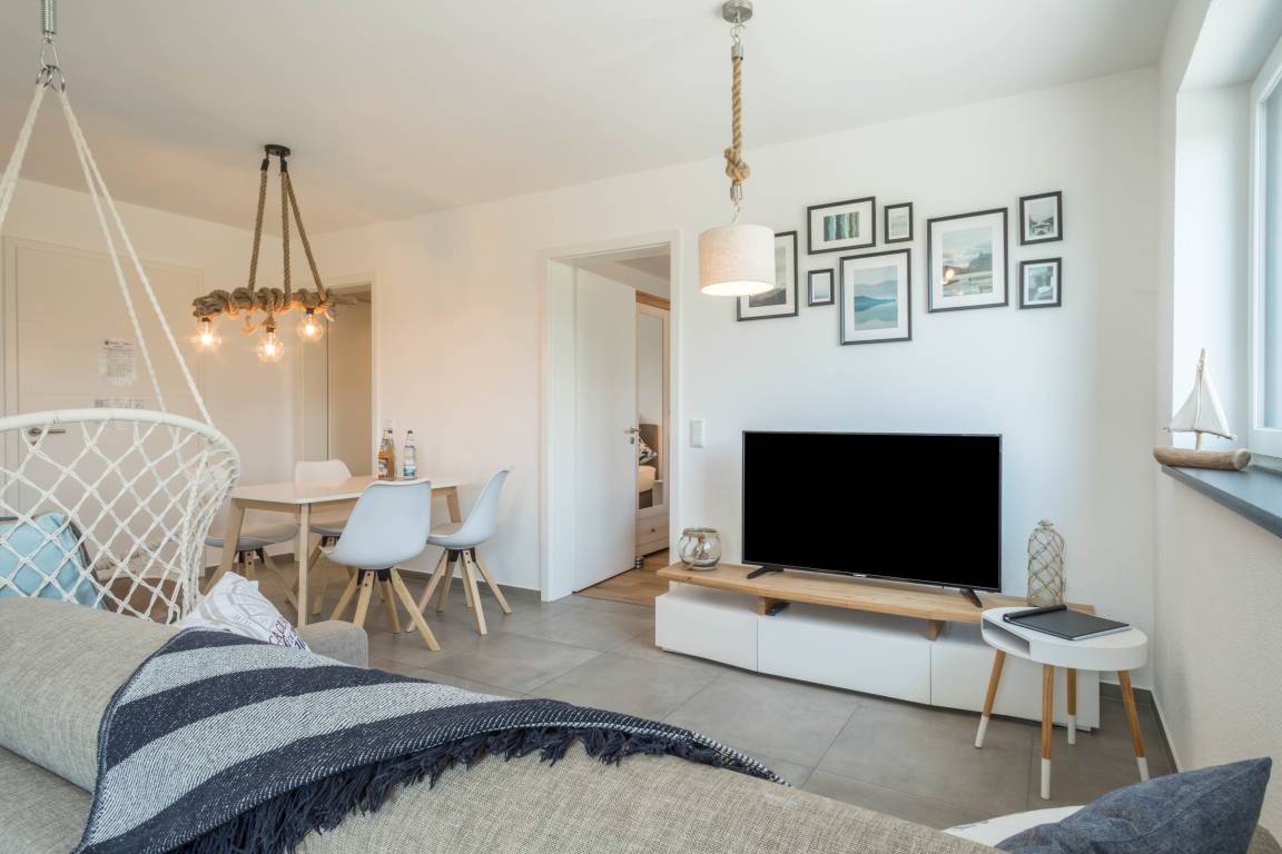 60 M² Ferienwohnung ∙ 2 Schlafzimmer ∙ 6 Gäste - Achberg