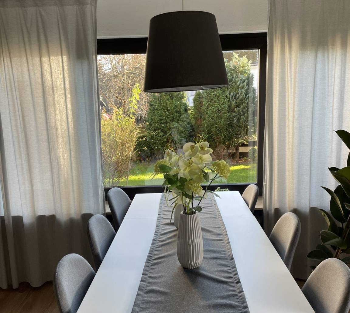 Ferienwohnung ∙ 2 Schlafzimmer ∙ 6 Gäste - Bad Laasphe